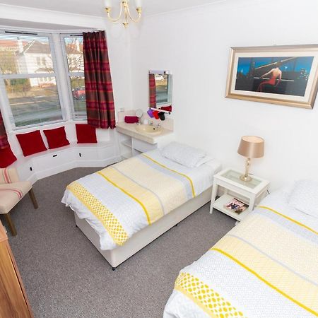 379 Dundee Apartments Екстер'єр фото