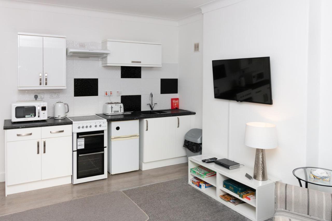 379 Dundee Apartments Екстер'єр фото