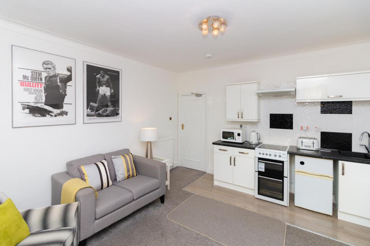 379 Dundee Apartments Екстер'єр фото